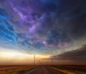 小孩发烧补什么症状（孩子发烧补充什么）