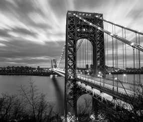 怀孕四个月晚上睡觉肚子硬硬的（孕四个月晚上睡觉肚子发胀发紧）